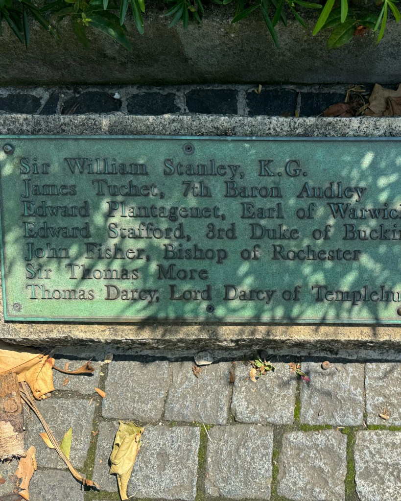 Plaque on Tower Hill commemorating those executed. Saint John Fisher is listed above Saint Thomas More.